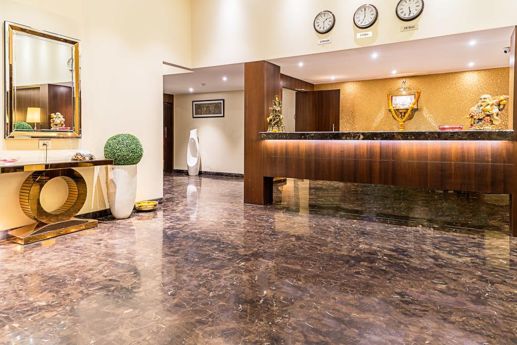 Treebo Premium Grand Emerald Pimpri-Chinchwad Exterior photo