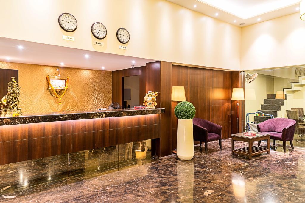 Treebo Premium Grand Emerald Pimpri-Chinchwad Exterior photo
